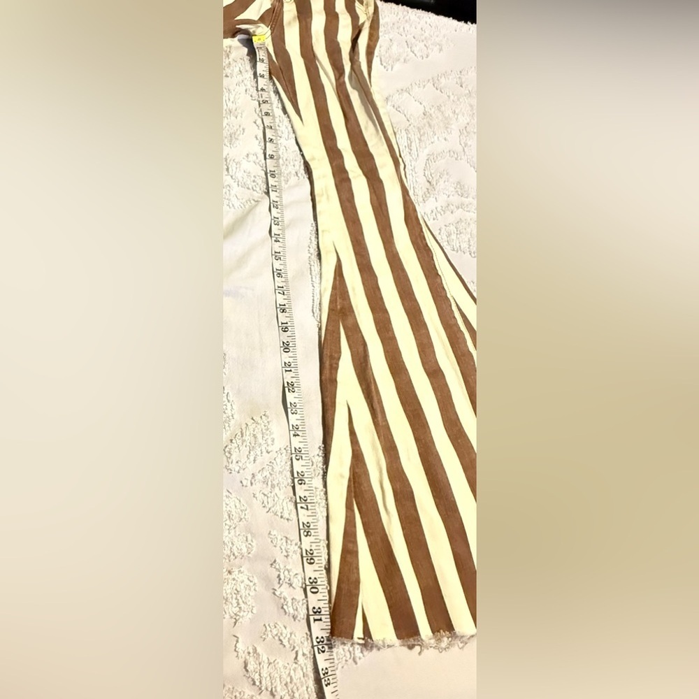 Chic Striped Flare Pants in Brown and White Size S - Picture 9 of 11